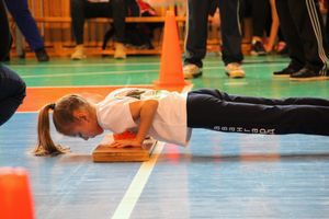 Великолучане одержали победу в зональном этапе «Папа, мама, я – спортивная семья» (ФОТО)