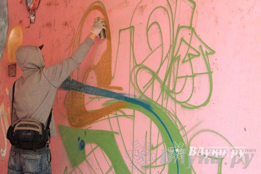 В Великих Луках прошел городской конкурс «Граффити — новый взгляд»