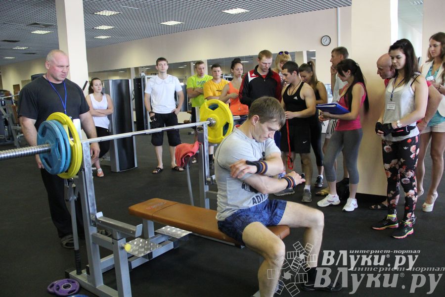 Народный жим в «С-Фитнес»