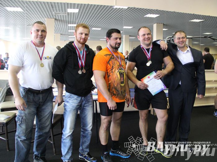 Первенство города по классическому жиму штанги и армлифтинг