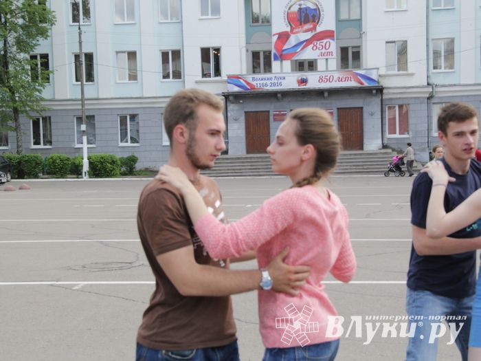 Репетиция вальса