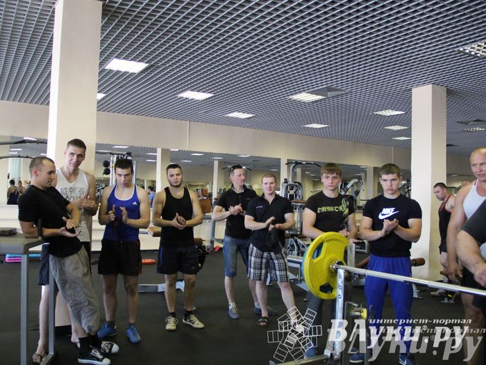 Народный жим в «С-Фитнес»