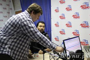 Прямой эфир: Денис Клявер отвечает на вопросы великолучан (фото)