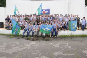 В Великих Луках отмечают День ВДВ (ФОТО)