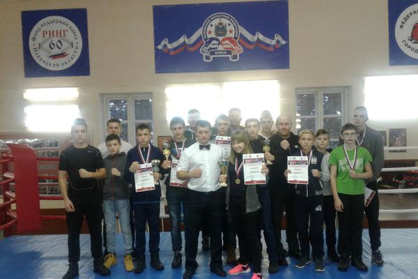 Великолучане привезли награды с всероссийских соревнований по боксу класса «Б» (ФОТО)