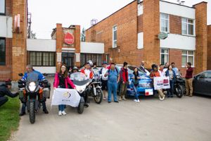 Иностранные туристы на электромобилях в Великих Луках (ФОТО)