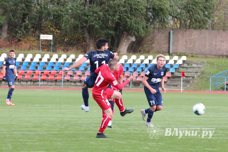 «Луки-Энергия» уступила «Ленинградцу» в домашнем матче (ФОТО)