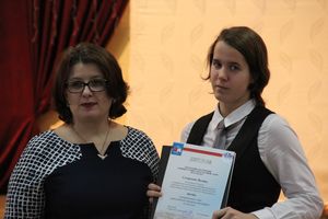 В Великих Луках наградили самых умных школьников 