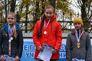 В Великих Луках прошли областные соревнования по легкой атлетике «Шиповка юных» (ФОТО)