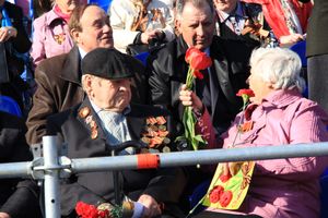 Великие Луки отмечают День Победы