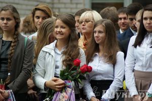 Школы города отметили 1 сентября (фото)