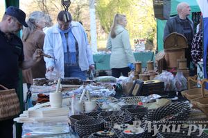 Традиционная весенняя ярмарка прошла в Великих Луках