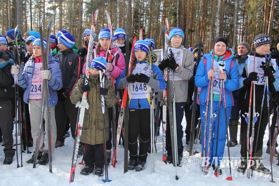 Всероссийская массовая лыжная гонка «Лыжня России 2015» состоялась в Великолукском районе (фото)