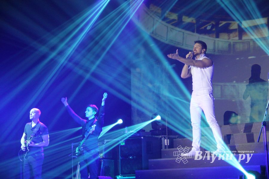 В Великих Луках состоялся концерт Сергея Лазарева