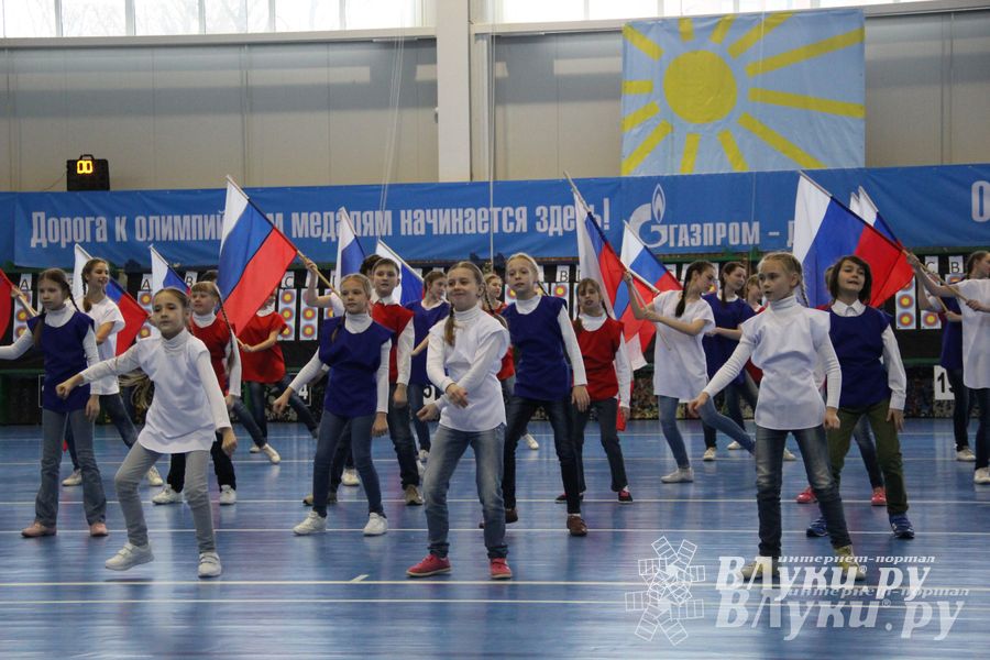 В Великих Луках стартовали всероссийские соревнования лучников (фото)