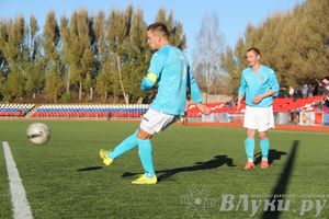 Футбольный матч «Луки-Энергия» — «Карелия» (фото)