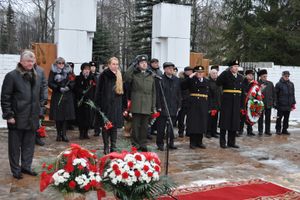 ​В преддверии Дня освобождения города прошел митинг «Твой подвиг бессмертен, солдат!» (фото)
