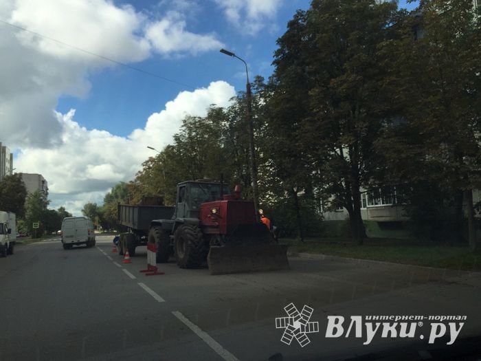 На ул. Мурманской затруднено движение (ФОТО)
