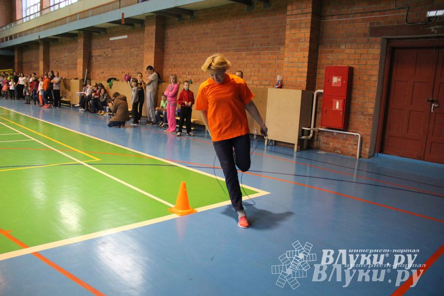 В Великих Луках определили самую спортивную семью (фото)