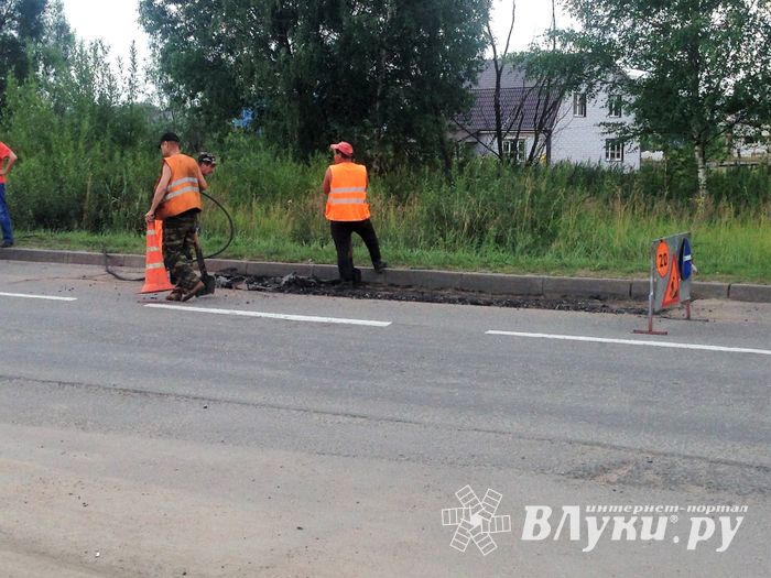 Дорожники приготовили ловушки для автомобилистов на ул. Гражданской (ФОТО)