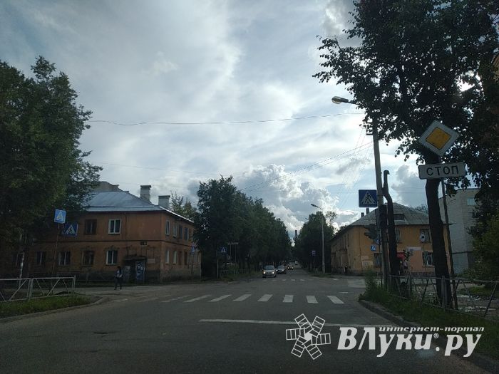 В заречной части Великих Лук отключились светофоры (ФОТО)