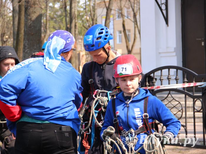 В Великих Луках прошло Первенство по спортивному туризму (ФОТО)