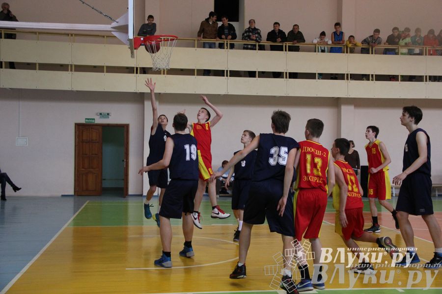 В Великих Луках прошли финальные соревнования VI-ой областной Спартакиады