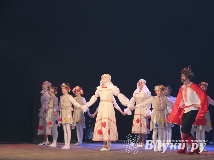 18 мая состоялся юбилейный концерт коллектива мажореток «Золотые погоны» (ФОТО)