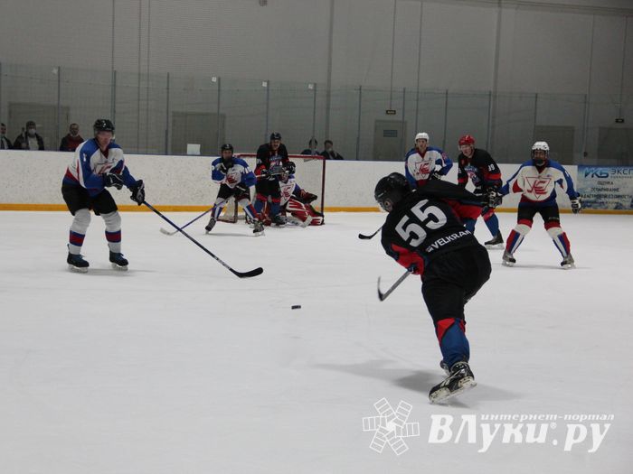 Великолучане уступили красногородцам поездку в Сочи (ФОТО)