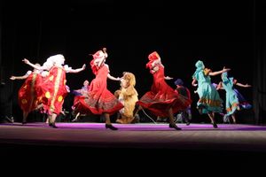 В Великих Луках играла гармонь (фото)