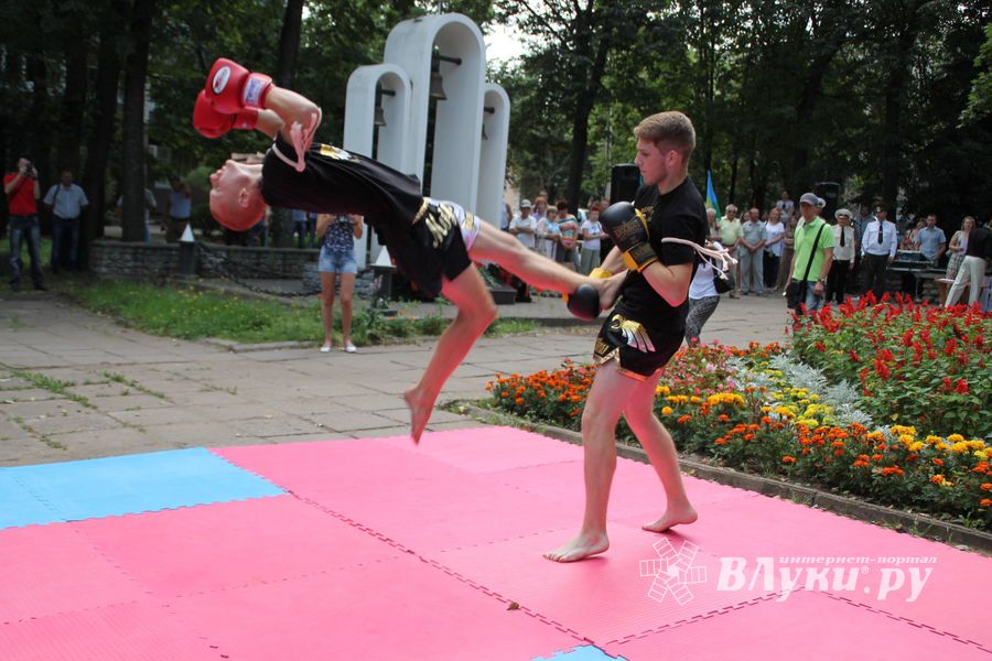 Показательные выступления клуба  «ШТОРМ»