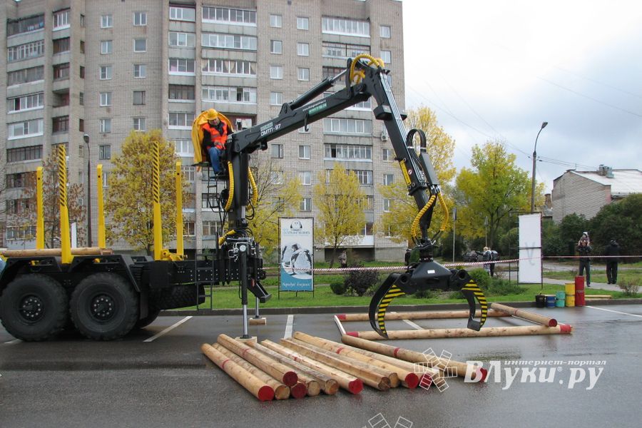 Международный конкурс профессионального мастерства «Лучший оператор гидроманипулятора – 2014»