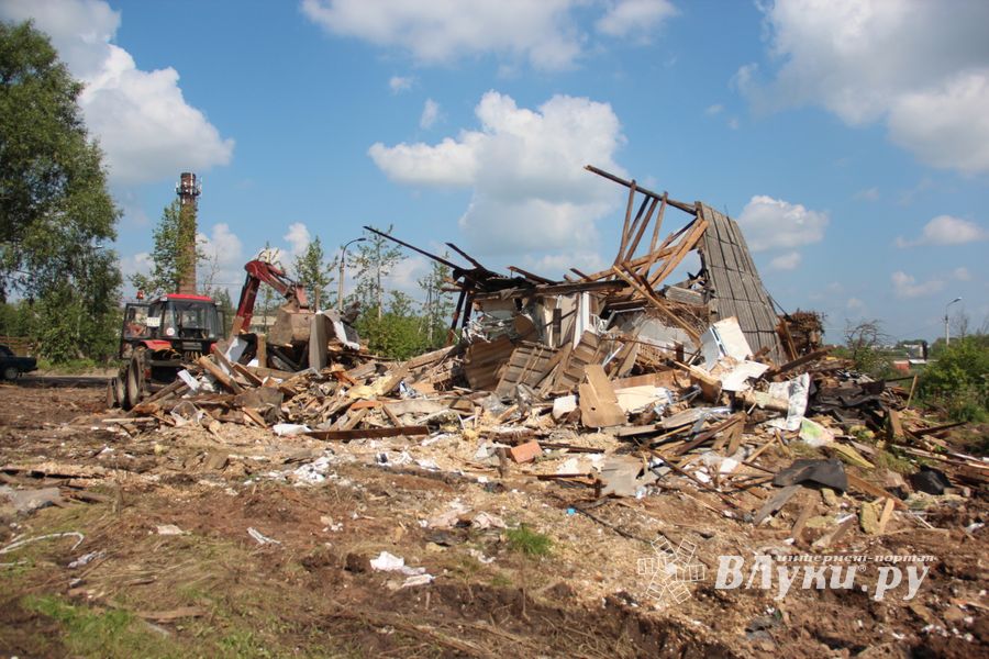 Здесь будет въезд на путепровод (ФОТО)
