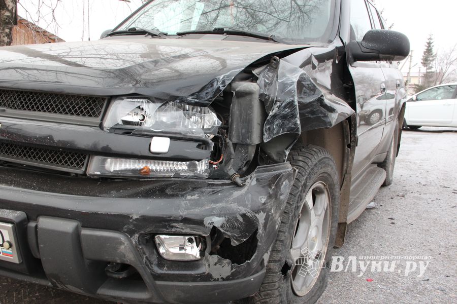 ДТП  в районе улицы 3-й Уд. Армии (ФОТО)