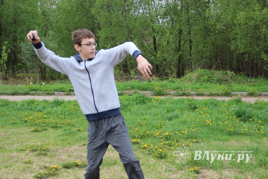 Великолукские школьники сдают ГТО (ФОТО)