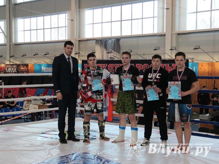 В Великих Луках завершился открытый кубок по смешанному боевому единоборству ММА (ФОТО)