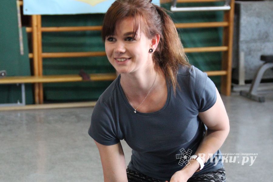 Первенство по русскому жиму штанги и силе хвата прошло в Великих Луках