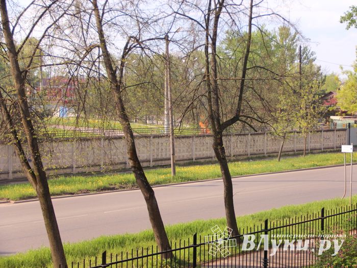 Фотофакт: не олимпийский огонь на стадионе «Великие Луки»