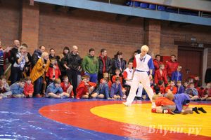 Великолучане стали первыми в общекомандном зачете турнира по самбо «Память»