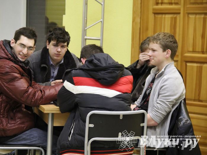 Четвертый тур игр «Что? Где? Когда?» состоялся вчера в ДК ЛК (фото)