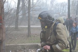В Великих Луках на проспекте Гагарина горел барак (ФОТО)