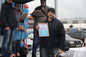 В Великих Луках прошла «Весенняя автоярмарка Великие Луки — 2015» (фото)