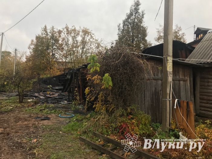 В результате поджога в Великих Луках пострадал 1 человек (ФОТО)