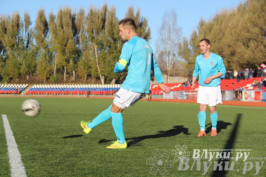 Футбольный матч «Луки-Энергия» — «Карелия» (фото)