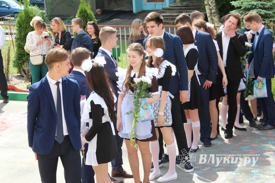 В школе №13 прошел «Последний звонок» (ФОТО)