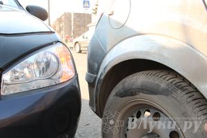 ДТП на пр. Гагарина: столкнулись три автомобиля (фото) 