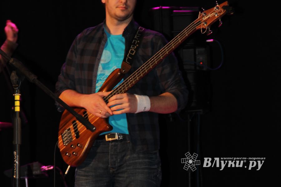 Большой сольный концерт «V.V. and Band» состоялся в Великих Луках