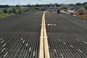 Строители приступили к усилению проезжей части путепровода Великих Лук (ФОТО)