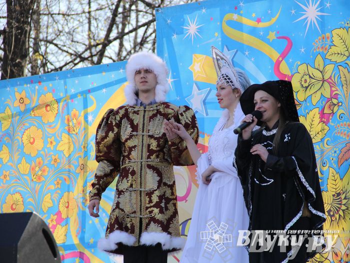 Традиционная весенняя ярмарка прошла в Великих Луках