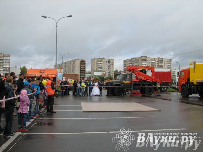 Международный конкурс профессионального мастерства «Лучший оператор гидроманипулятора – 2014»